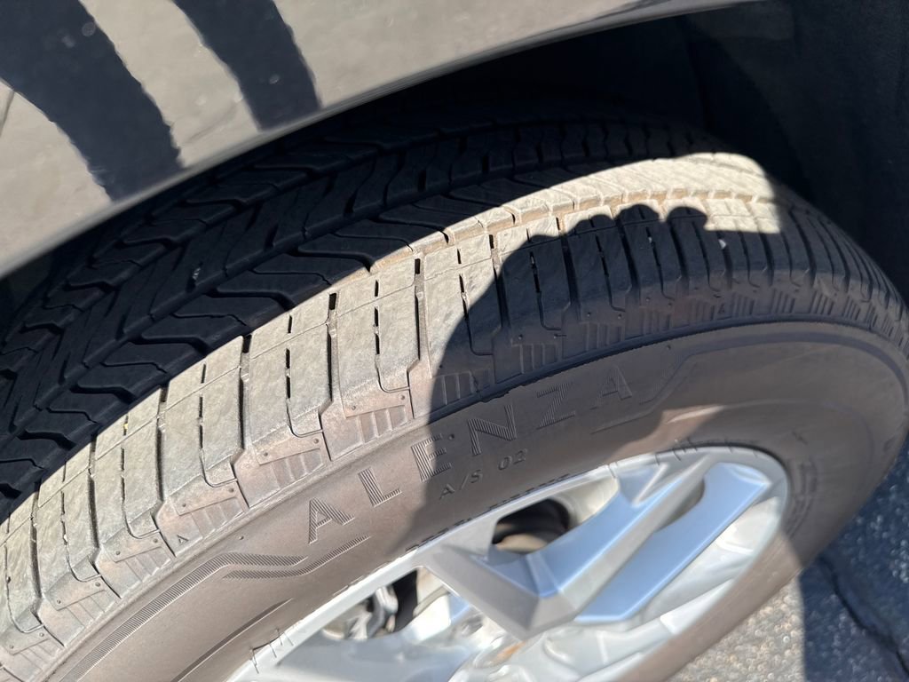 Certified 2024 Chevrolet Equinox LT w/ LPO, Floor Liner Package AWD/4WD image 27