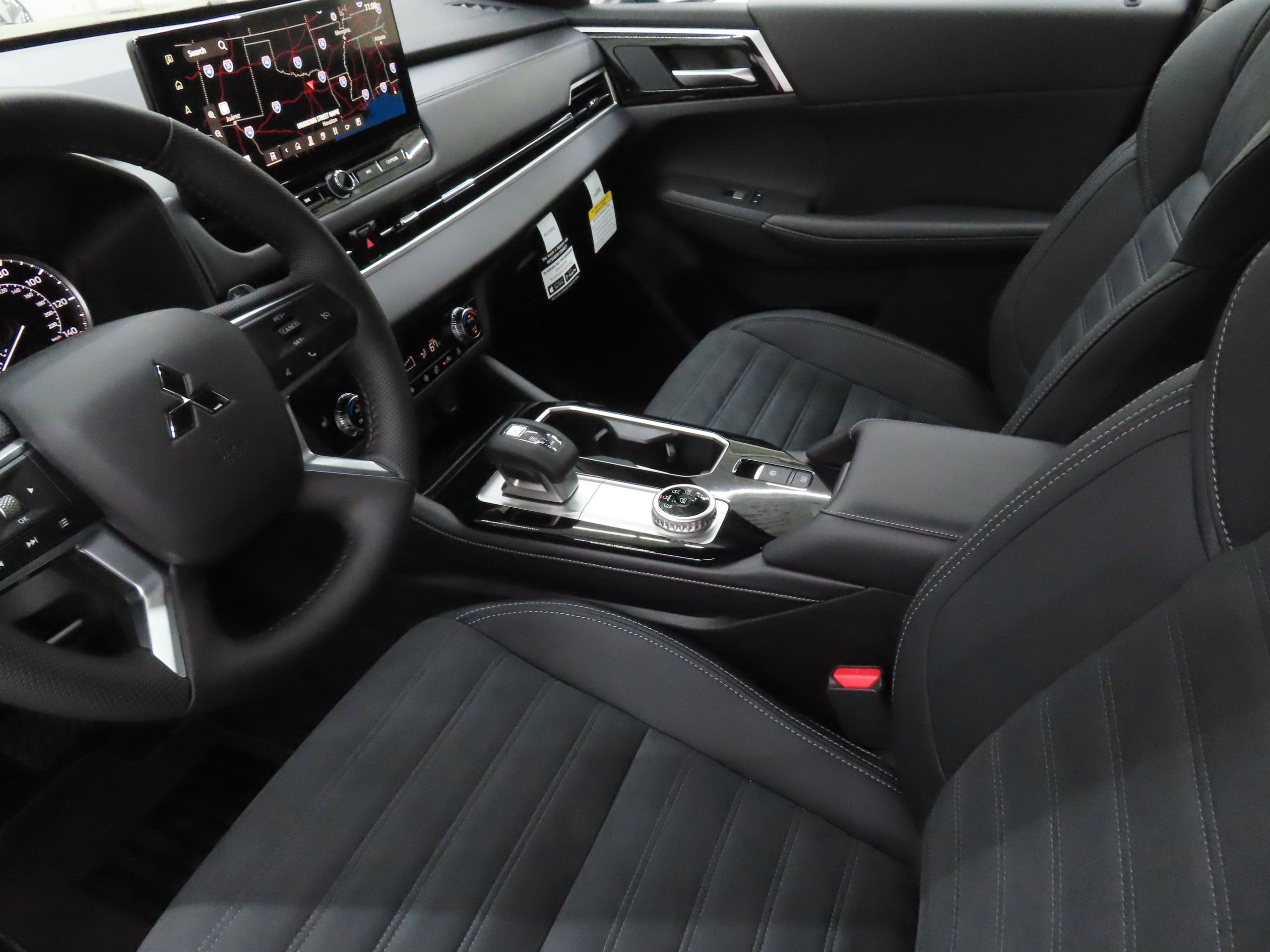 New 2026 Mitsubishi Outlander LE image 20