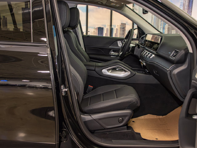 New 2026 Mercedes-Benz GLS 450 4MATIC image 19