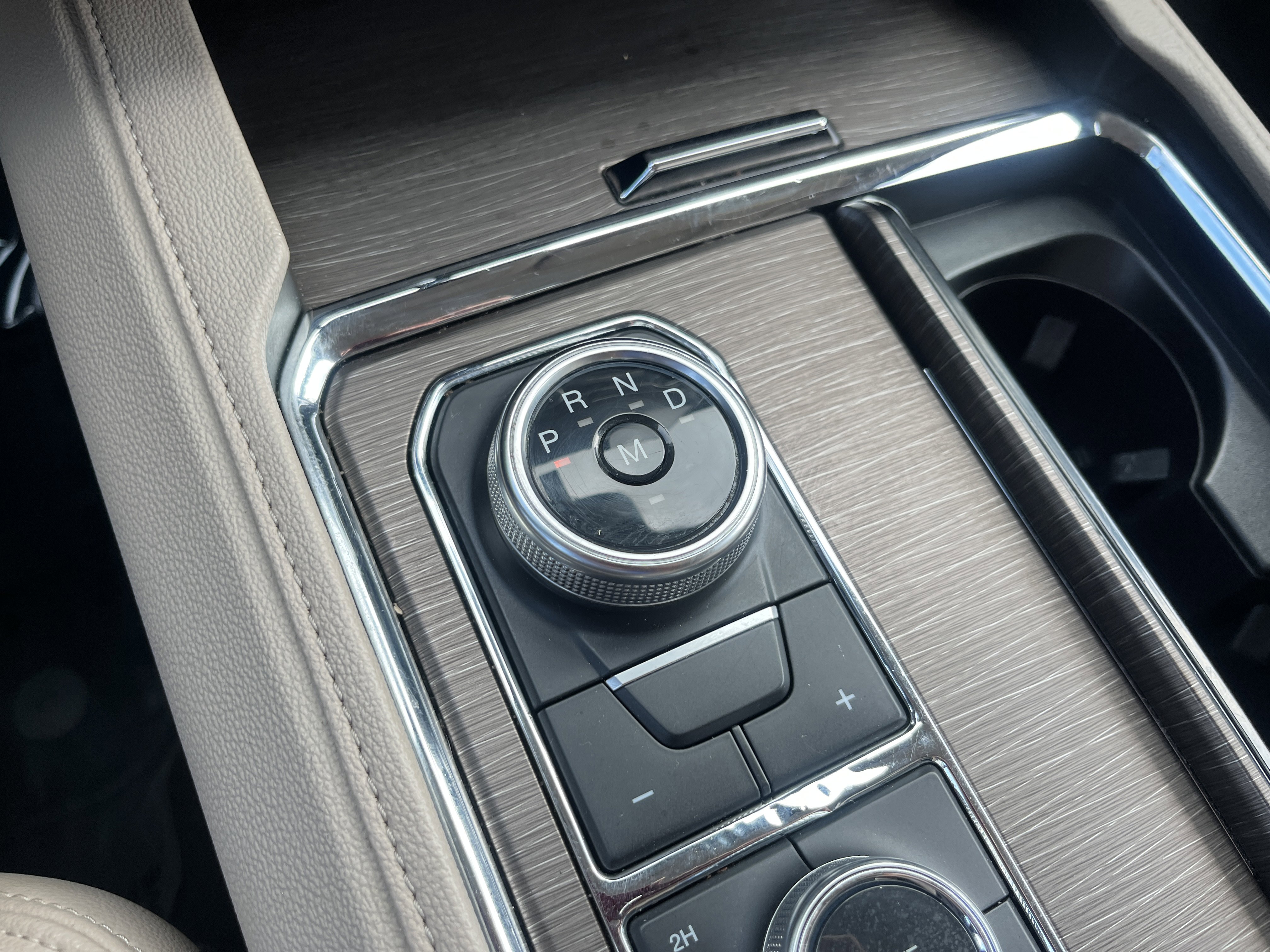 Used 2024 Ford Expedition Max Limited image 27