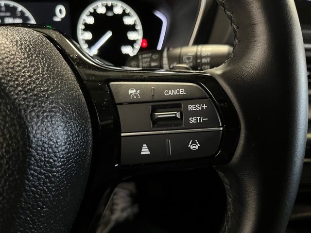 Used 2025 Honda Pilot Touring image 23