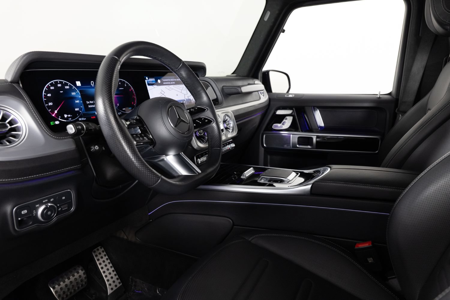 Used 2025 Mercedes-Benz G 550 w/ Exclusive Interior Package image 13
