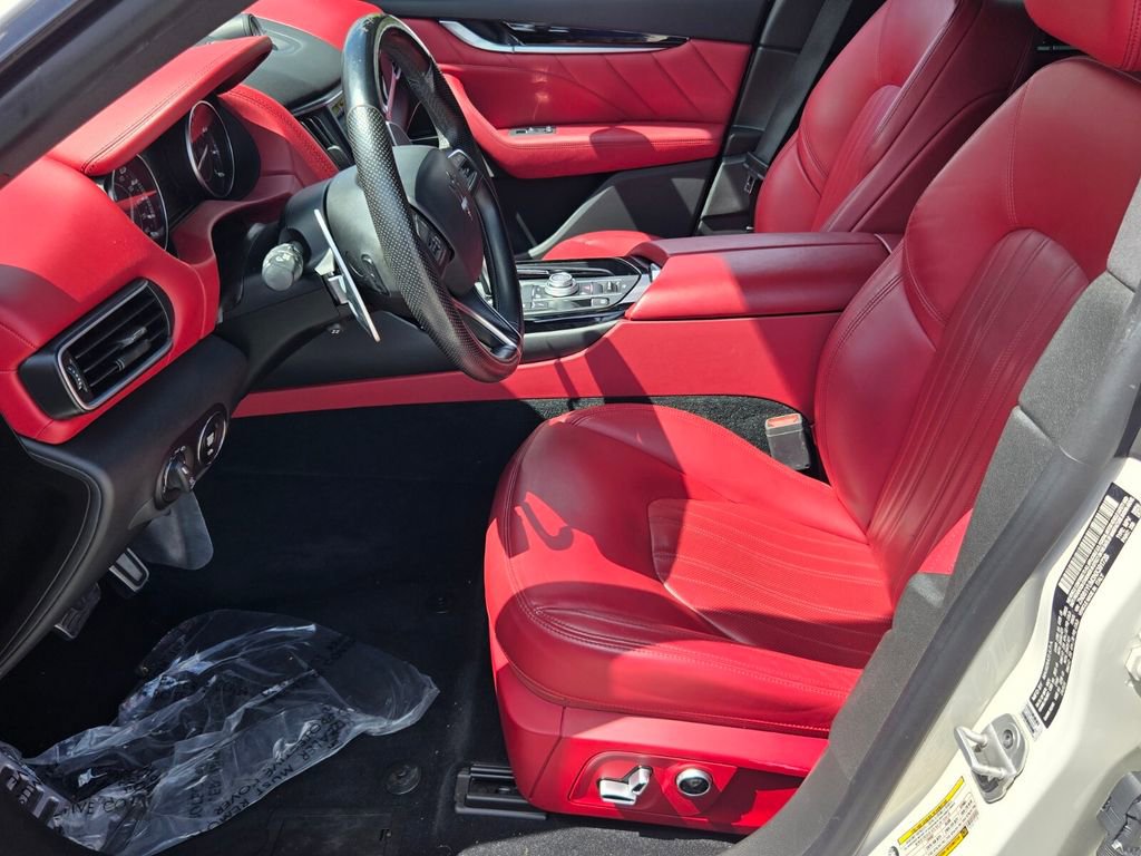 Used 2022 Maserati Levante Modena image 10