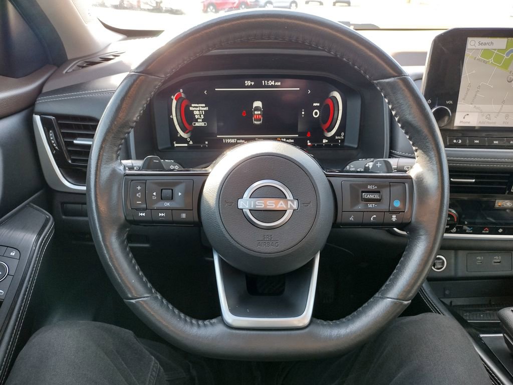 Used 2023 Nissan Rogue Platinum w/ Platinum Premium Package image 8