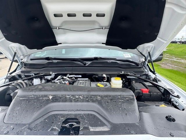 New 2026 RAM 2500 Tradesman AWD/4WD image 38