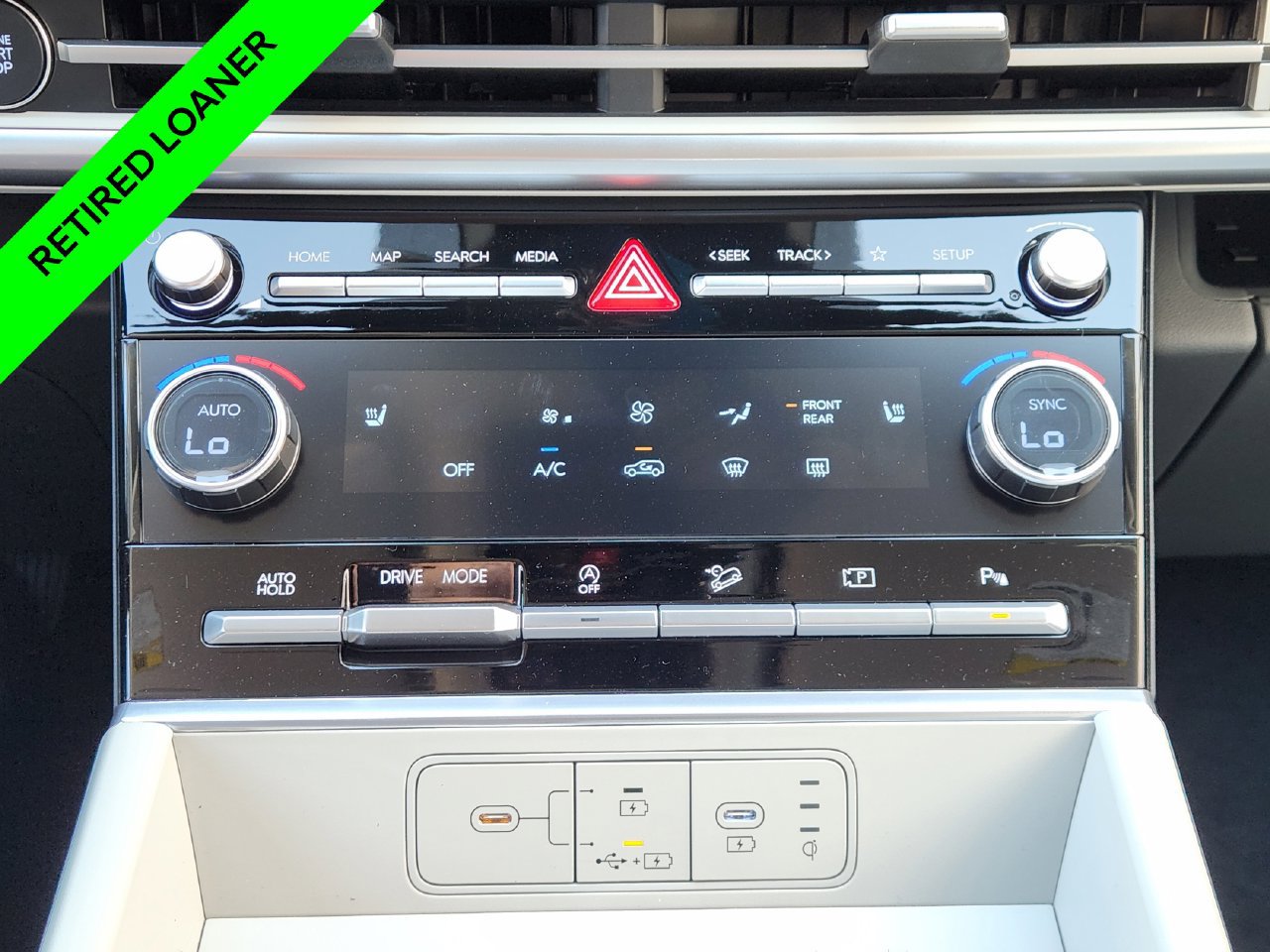 New 2026 Hyundai Santa Fe SEL FWD image 16