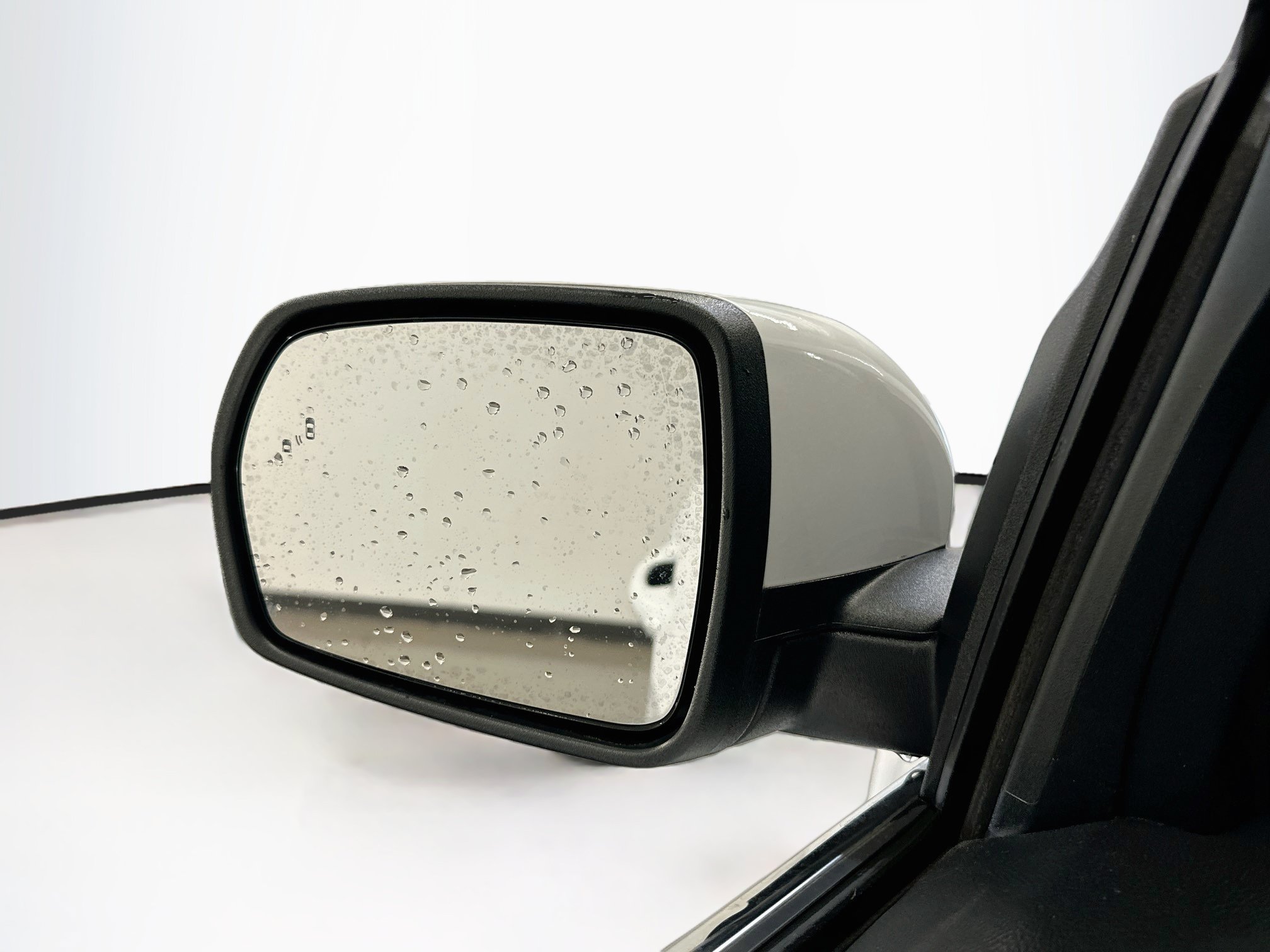 Used 2024 Ford Edge SEL AWD/4WD image 16