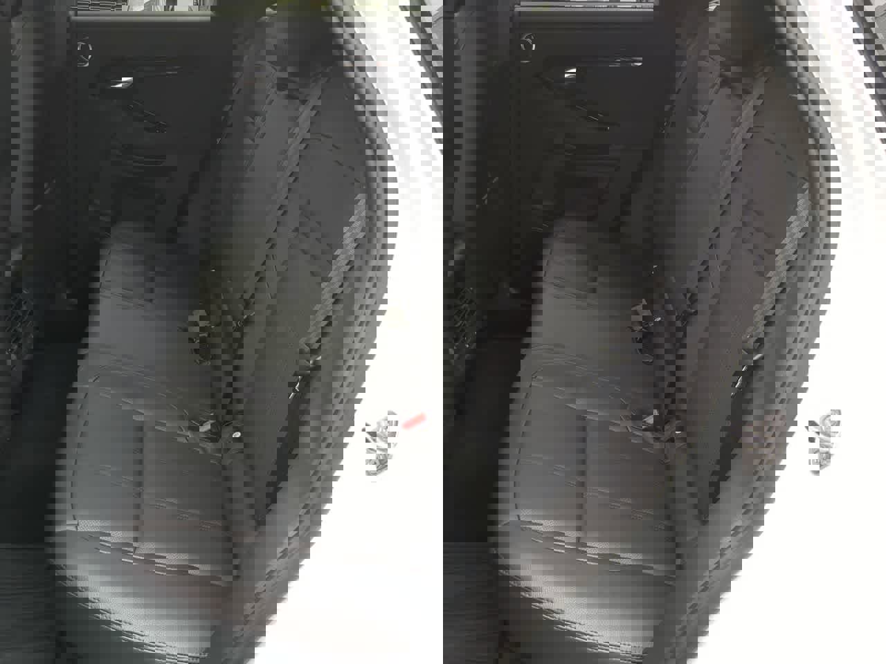 Certified 2025 Land Rover Range Rover Evoque Dynamic SE image 21