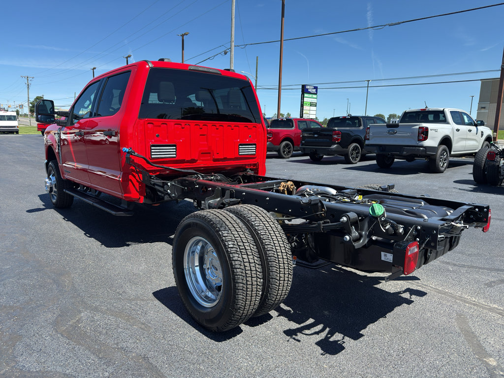 New 2026 Ford F350 XLT w/ XLT Value Package AWD/4WD image 6