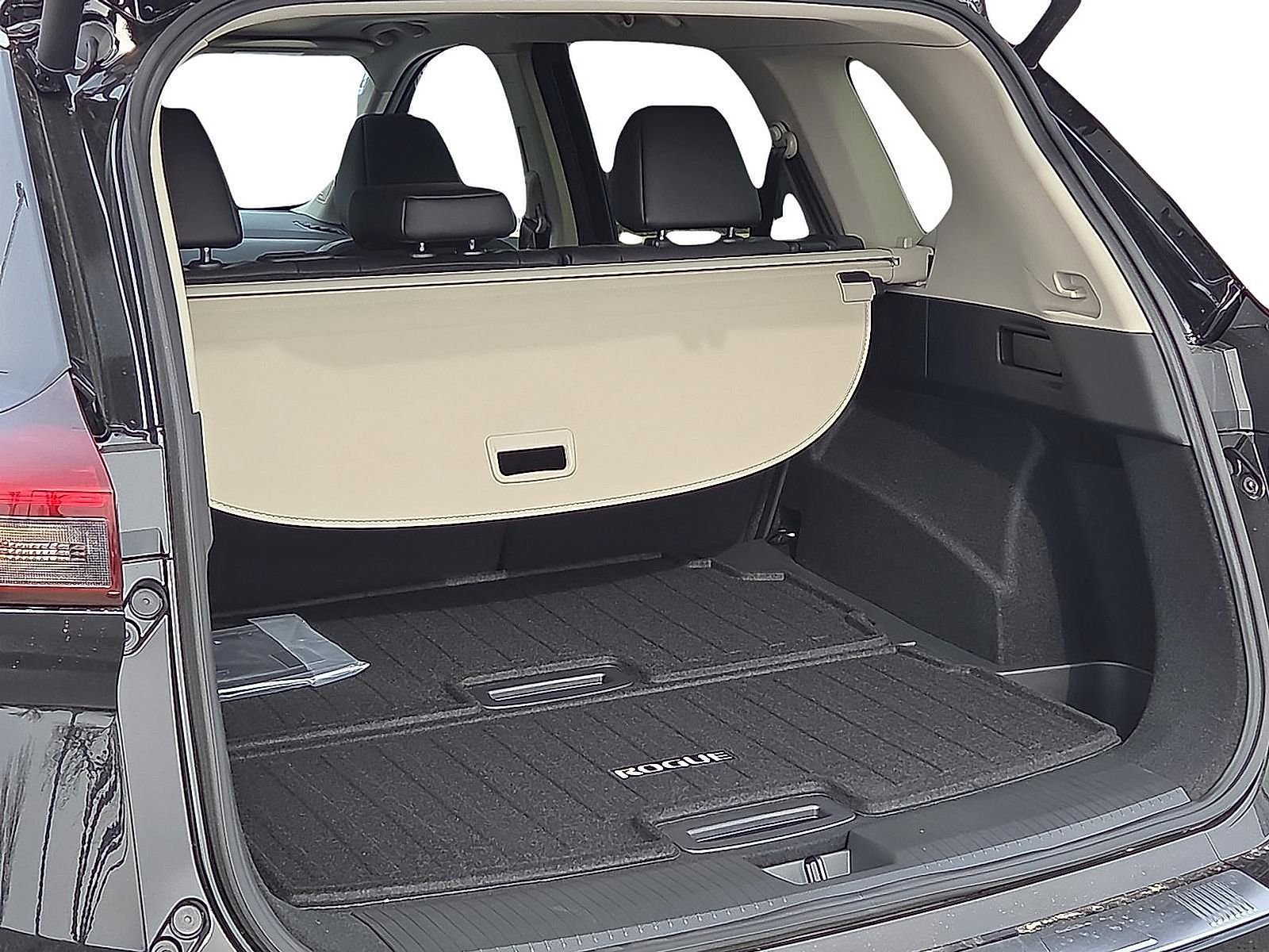 New 2026 Nissan Rogue Platinum w/ Platinum Premium Package AWD/4WD image 8