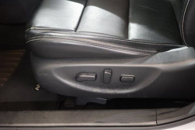 Used 2022 Nissan Maxima SV w/ Floor Mat Group image 13