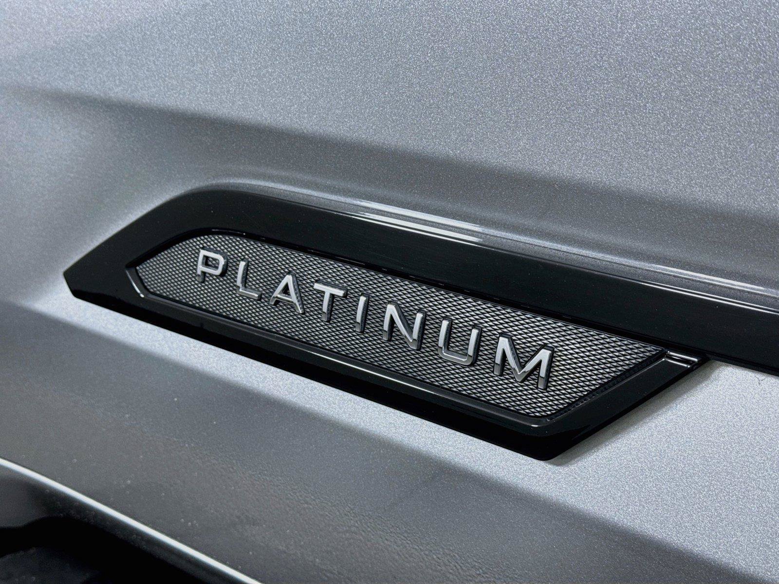 Used 2024 Toyota Tundra Platinum AWD/4WD image 15