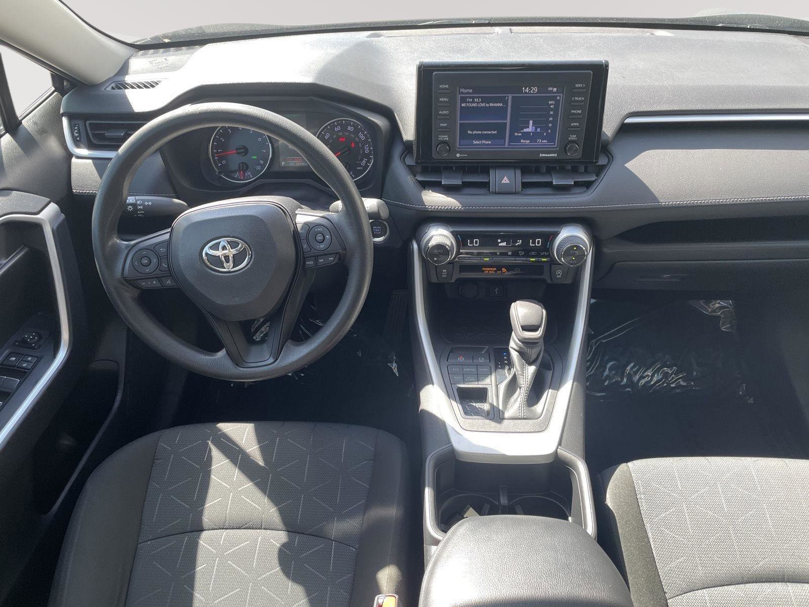Used 2022 Toyota RAV4 XLE AWD/4WD image 26