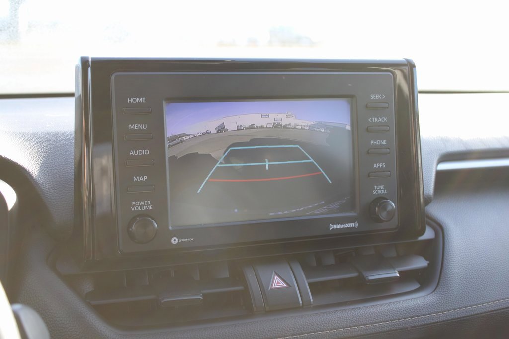 Used 2022 Toyota RAV4 LE image 26