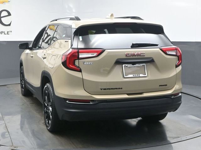 Used 2023 GMC Terrain SLT w/ Infotainment Package II image 34