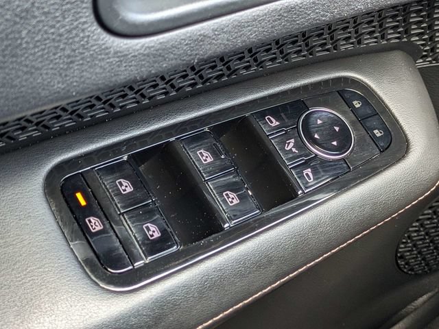 Used 2024 Nissan Ariya FWD image 30
