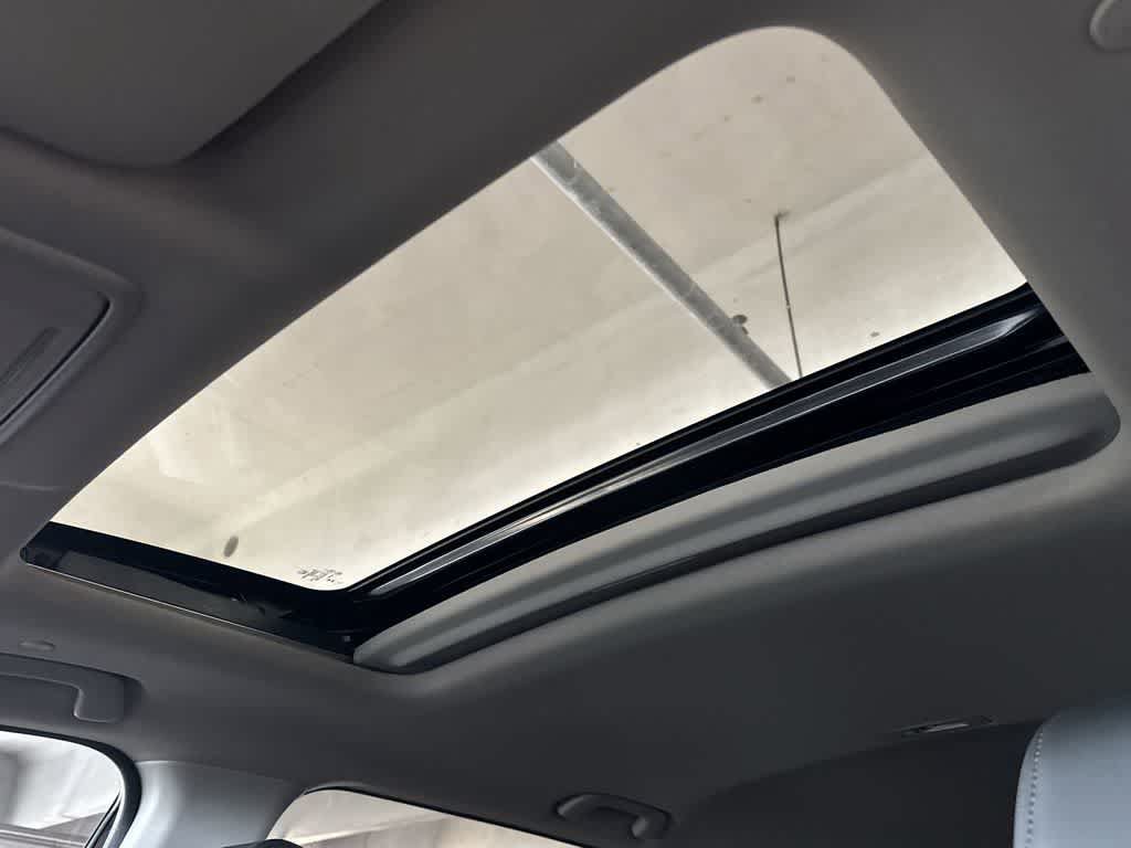 Used 2025 Honda CR-V EX-L image 16