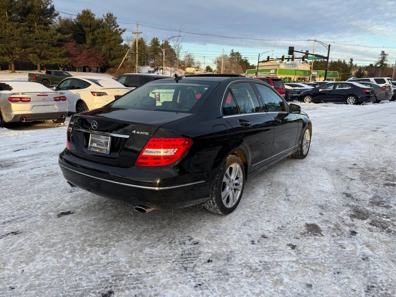 Used 2013 Mercedes-Benz C 300 4MATIC Sedan image 8