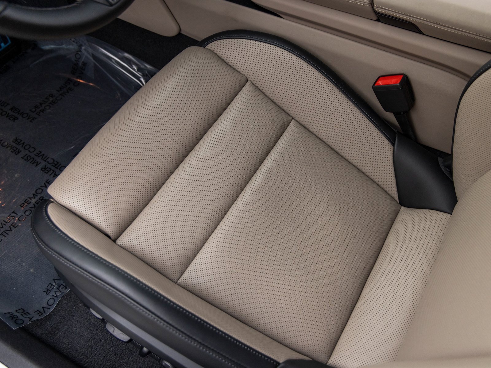 New 2025 Porsche Taycan 4S image 25