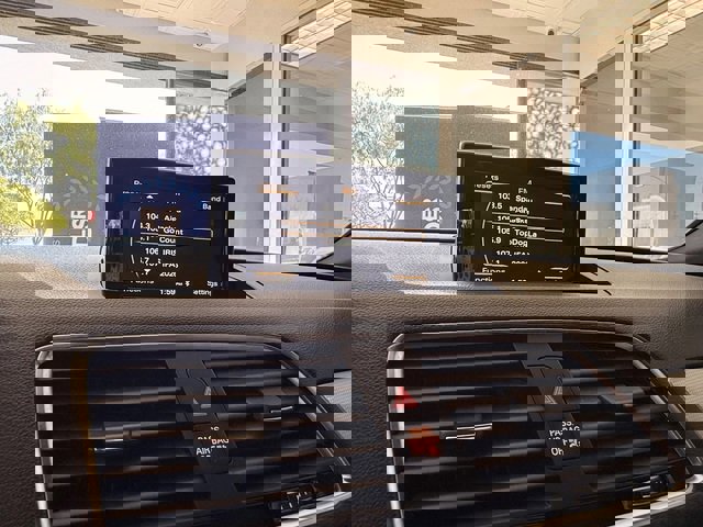 Used 2018 Audi Q3 2.0T Premium w/ Convenience Package image 18