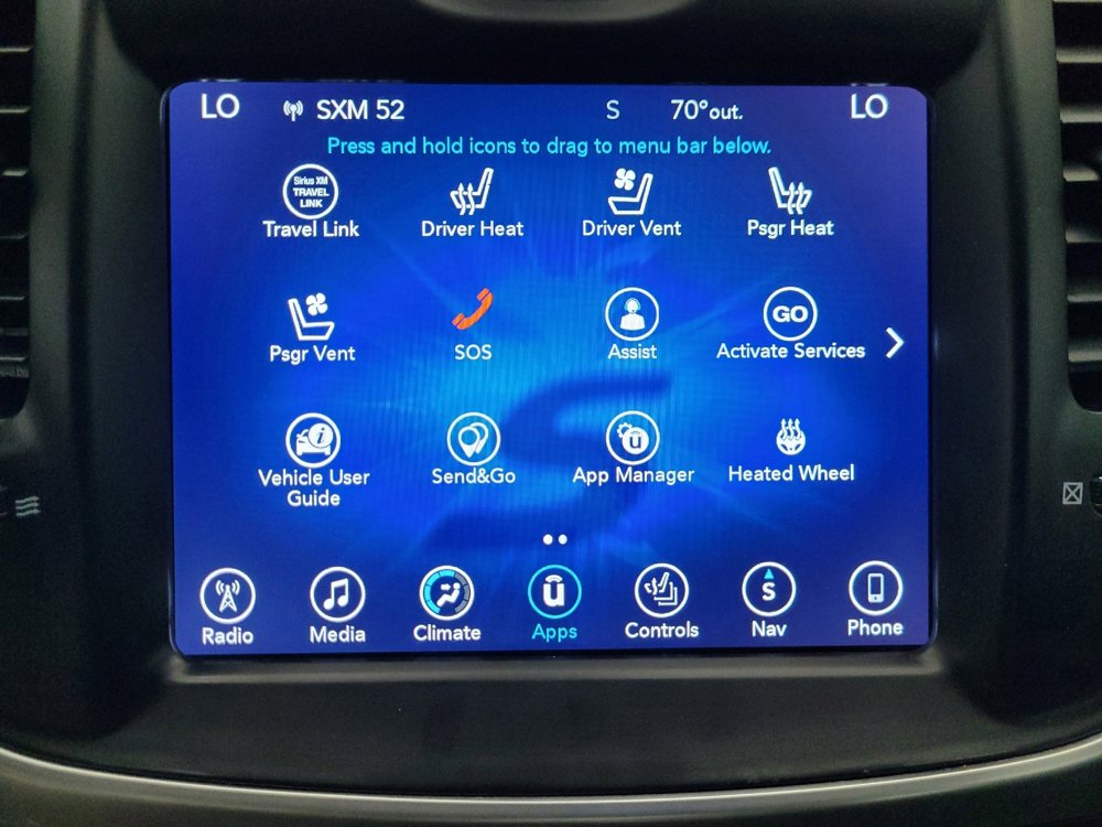 Used 2017 Chrysler 300 C image 25