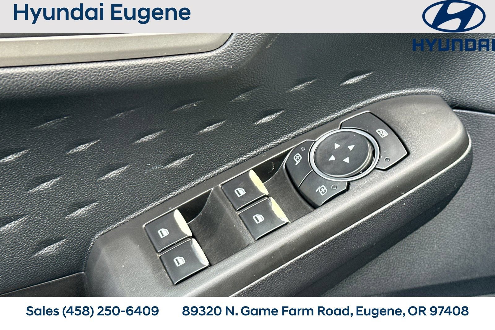 Used 2020 Ford Escape SE Sport image 14