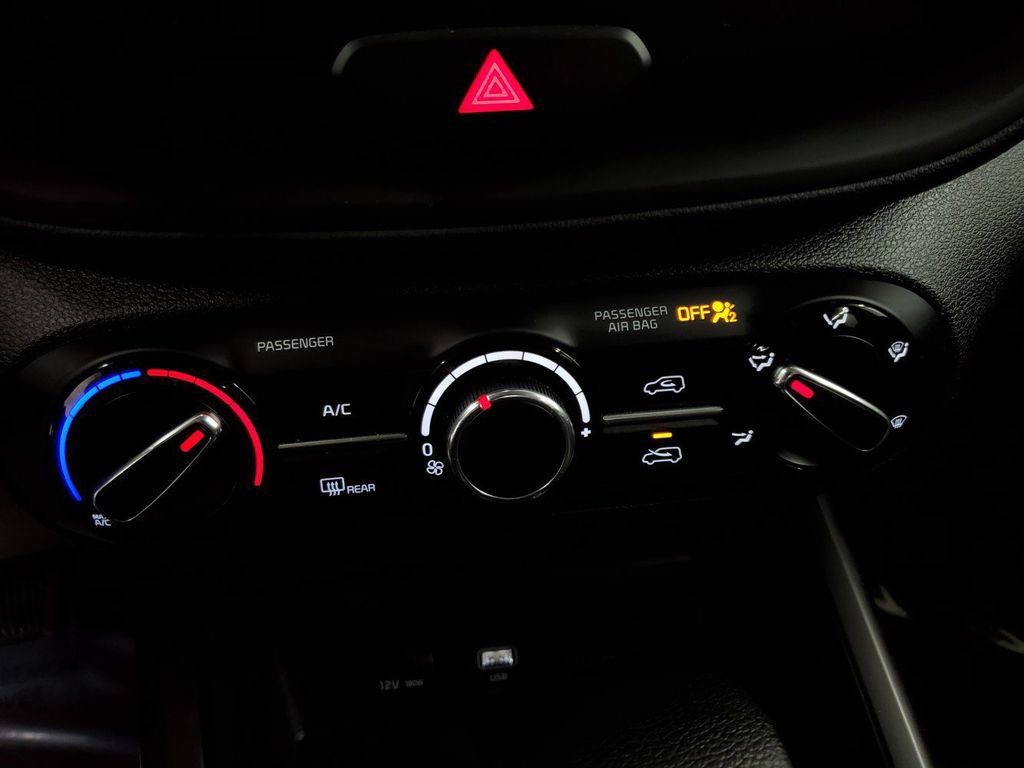 Used 2024 Kia Soul LX w/ Option Group 015 FWD image 19