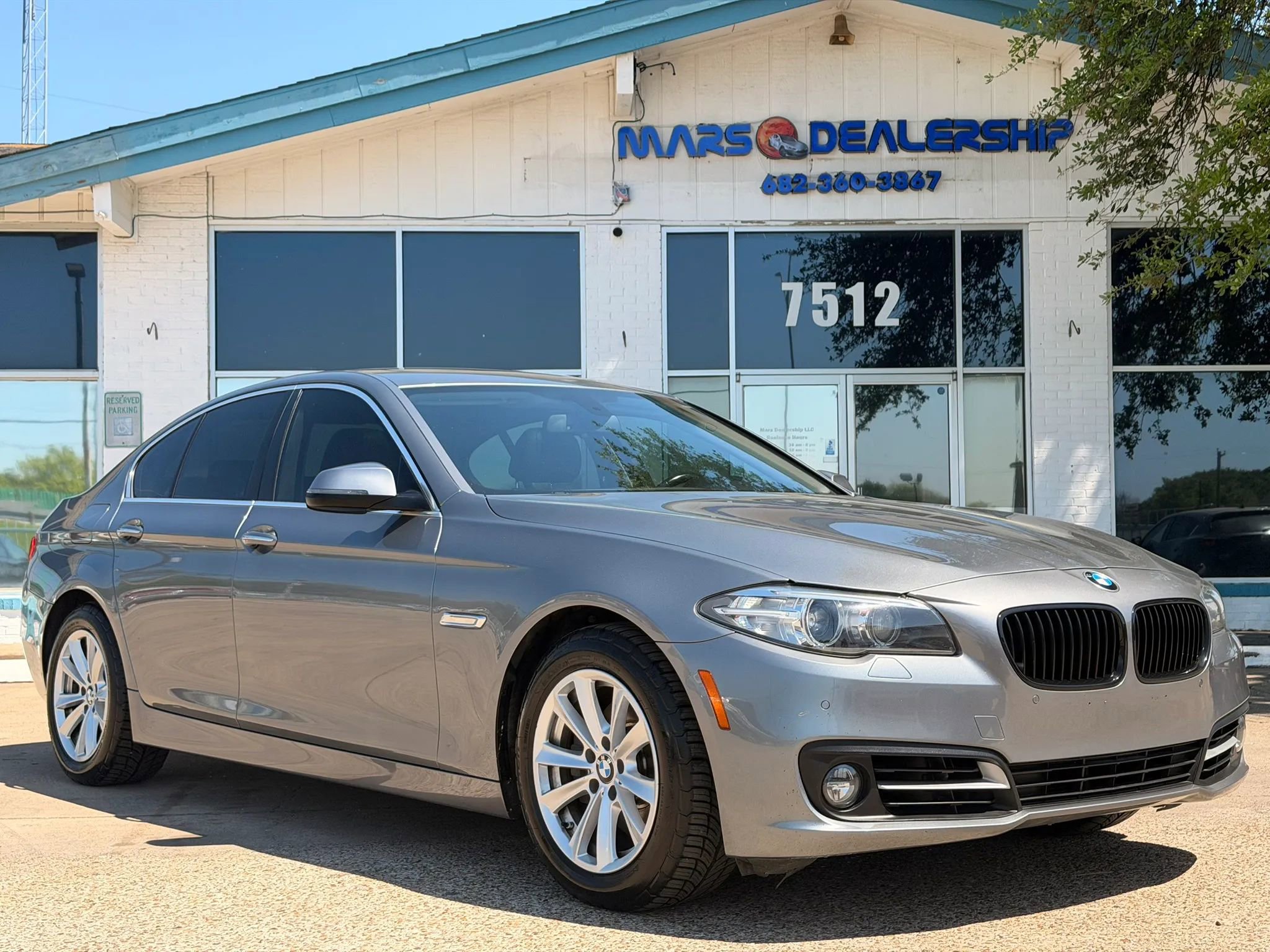 Used 2015 BMW 528i Sedan image 1