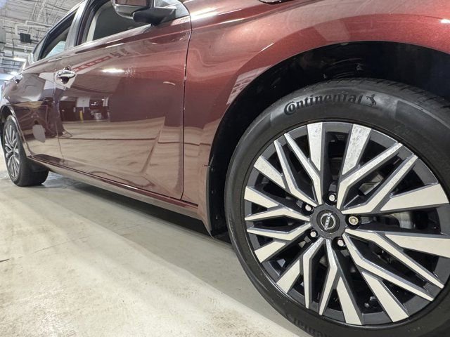 Used 2023 Nissan Altima 2.5 SV image 6