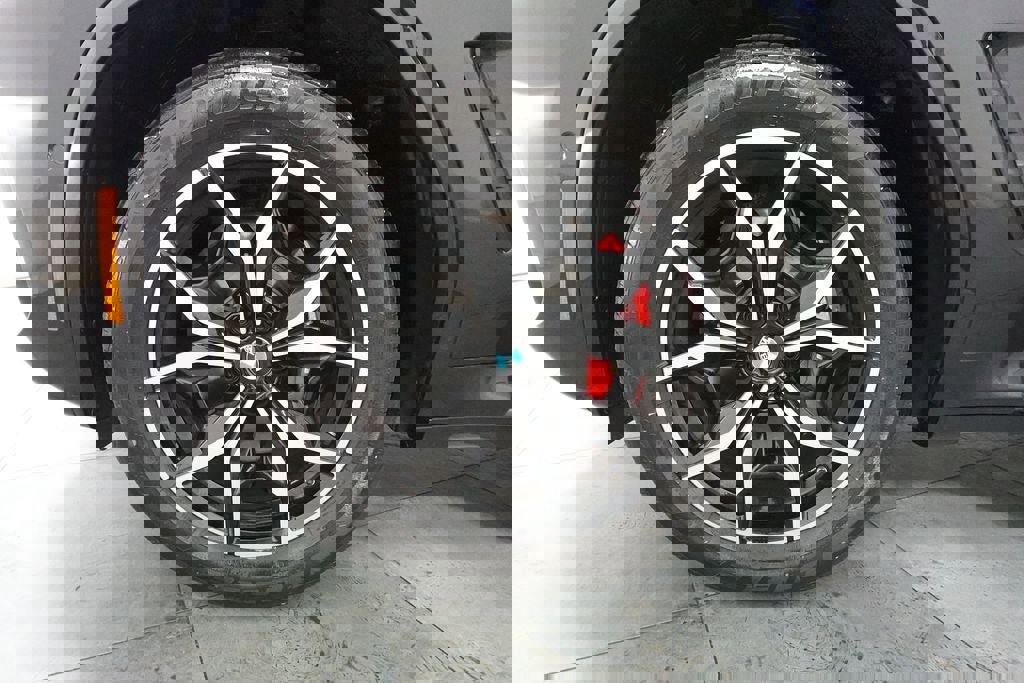 Used 2023 BMW X4 M40i w/ Premium Package AWD/4WD image 32