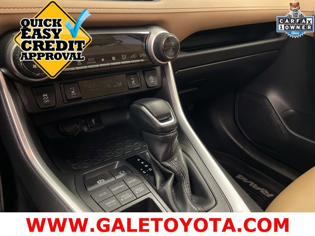 Used 2020 Toyota RAV4 XLE Premium image 25