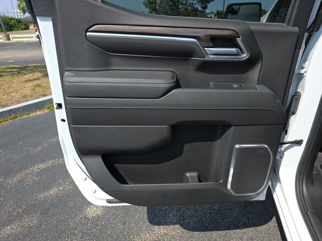 Used 2022 Chevrolet Silverado 1500 RST w/ LPO, Dark Essentials Package AWD/4WD image 18