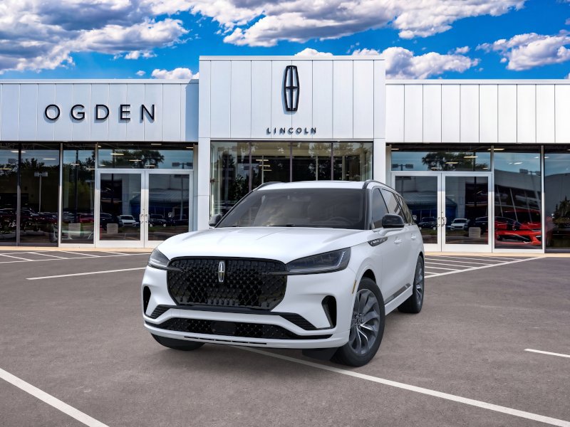New 2026 Lincoln Aviator AWD w/ Jet Appearance Package image 2