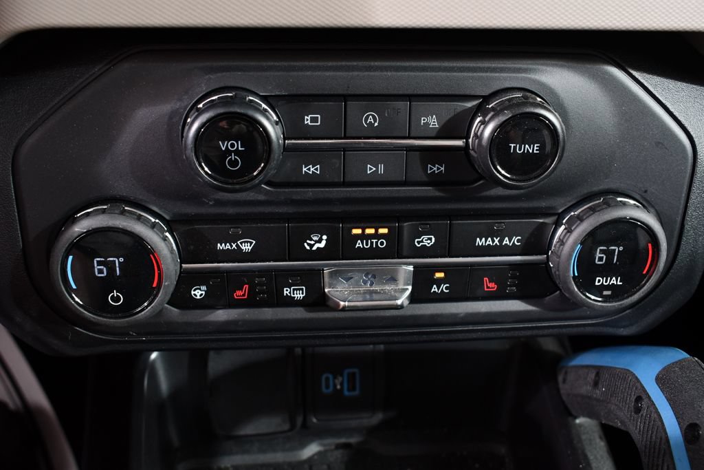 Used 2024 Ford Bronco Wildtrak AWD/4WD image 29