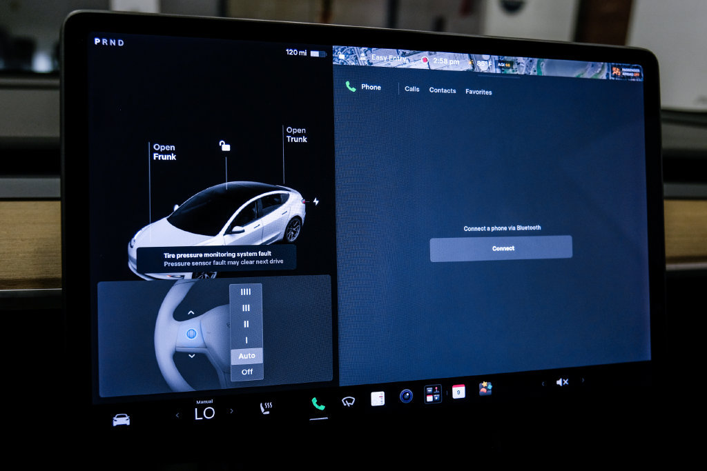 Used 2021 Tesla Model 3 Standard Range Plus RWD image 30