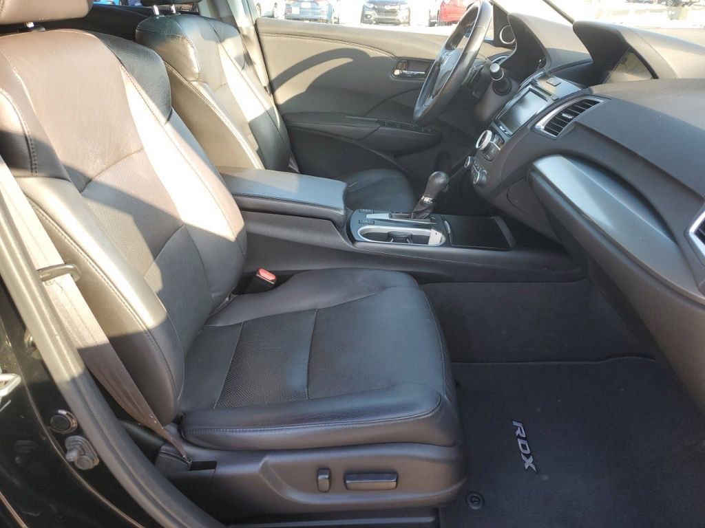 Used 2016 Acura RDX AWD w/ Technology Package image 30