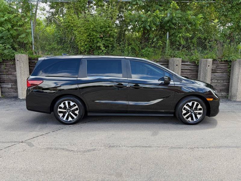 Used 2025 Honda Odyssey EX-L image 8