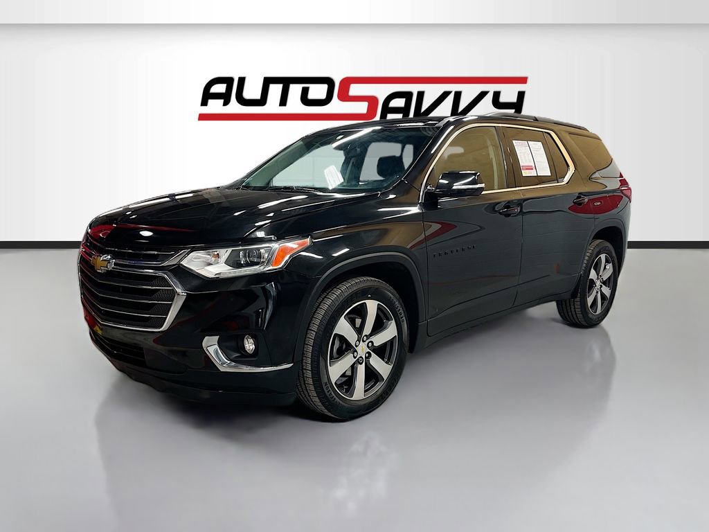 Used 2019 Chevrolet Traverse LT w/ LT Premium Package AWD/4WD image 3