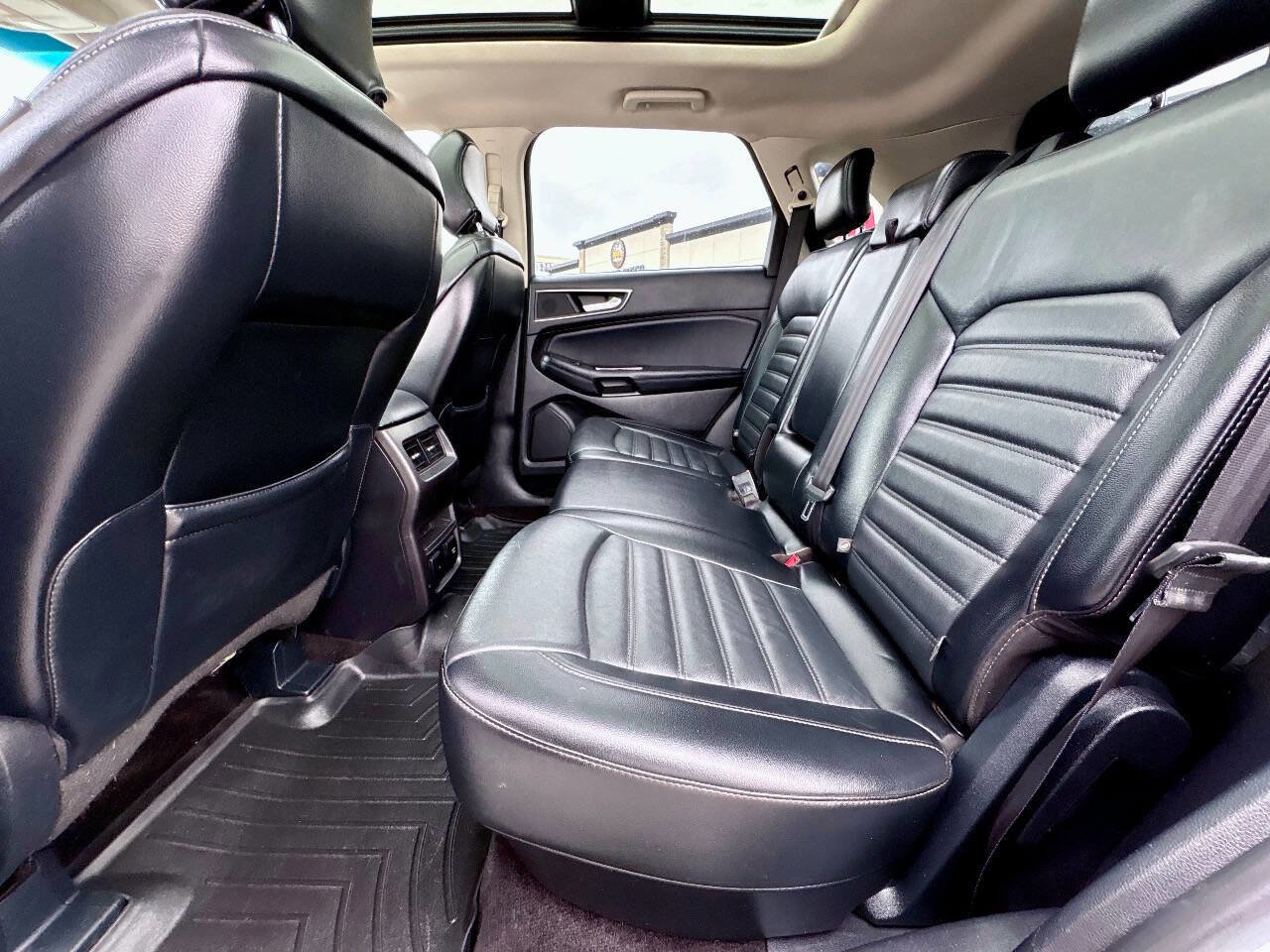 Used 2016 Ford Edge SEL w/ Equipment Group 201A image 21