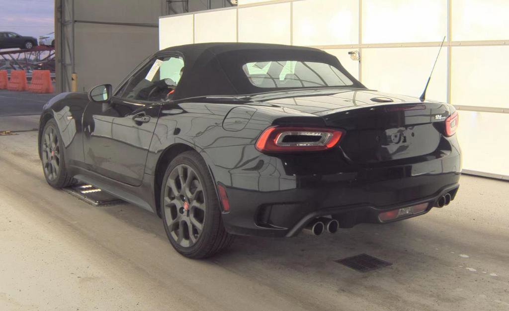 Used 2017 FIAT 124 Spider Abarth image 6