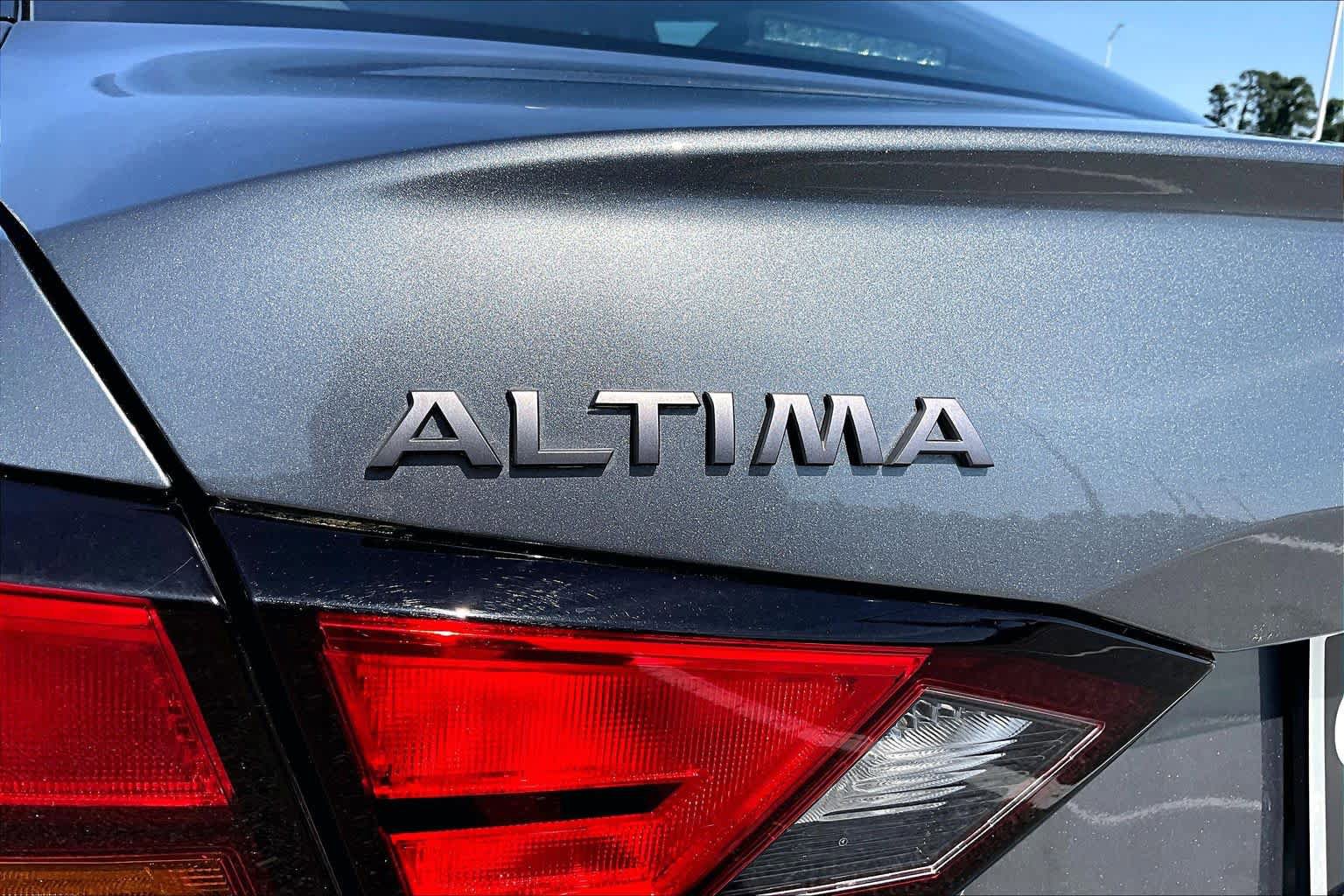 Used 2023 Nissan Altima 2.5 SV image 31