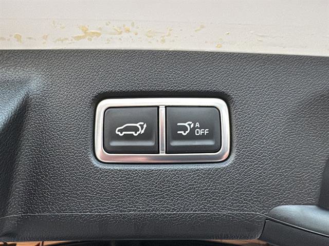 Used 2025 Kia Sorento SX Prestige image 11