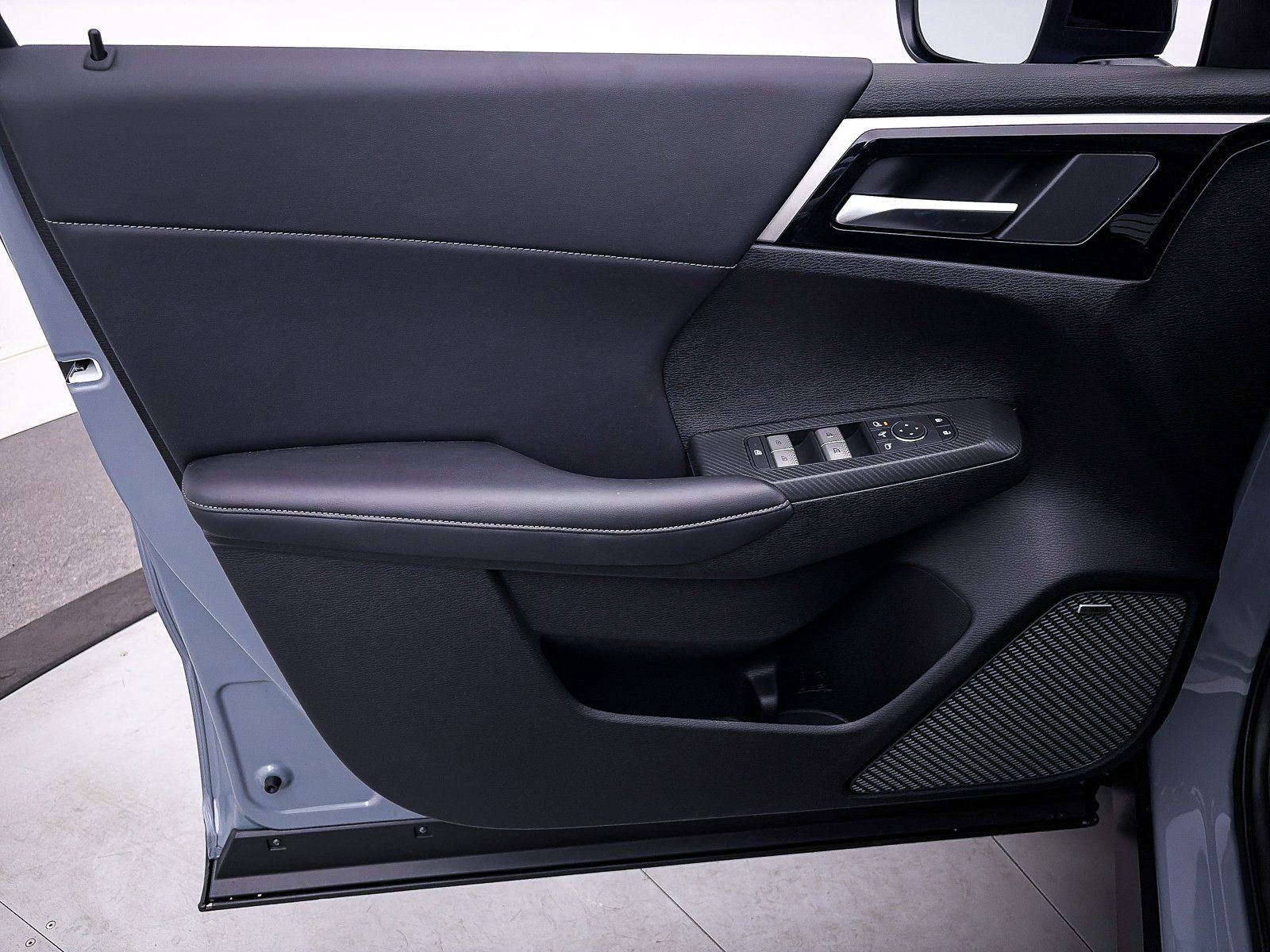 New 2026 Mitsubishi Outlander Trail Edition image 7