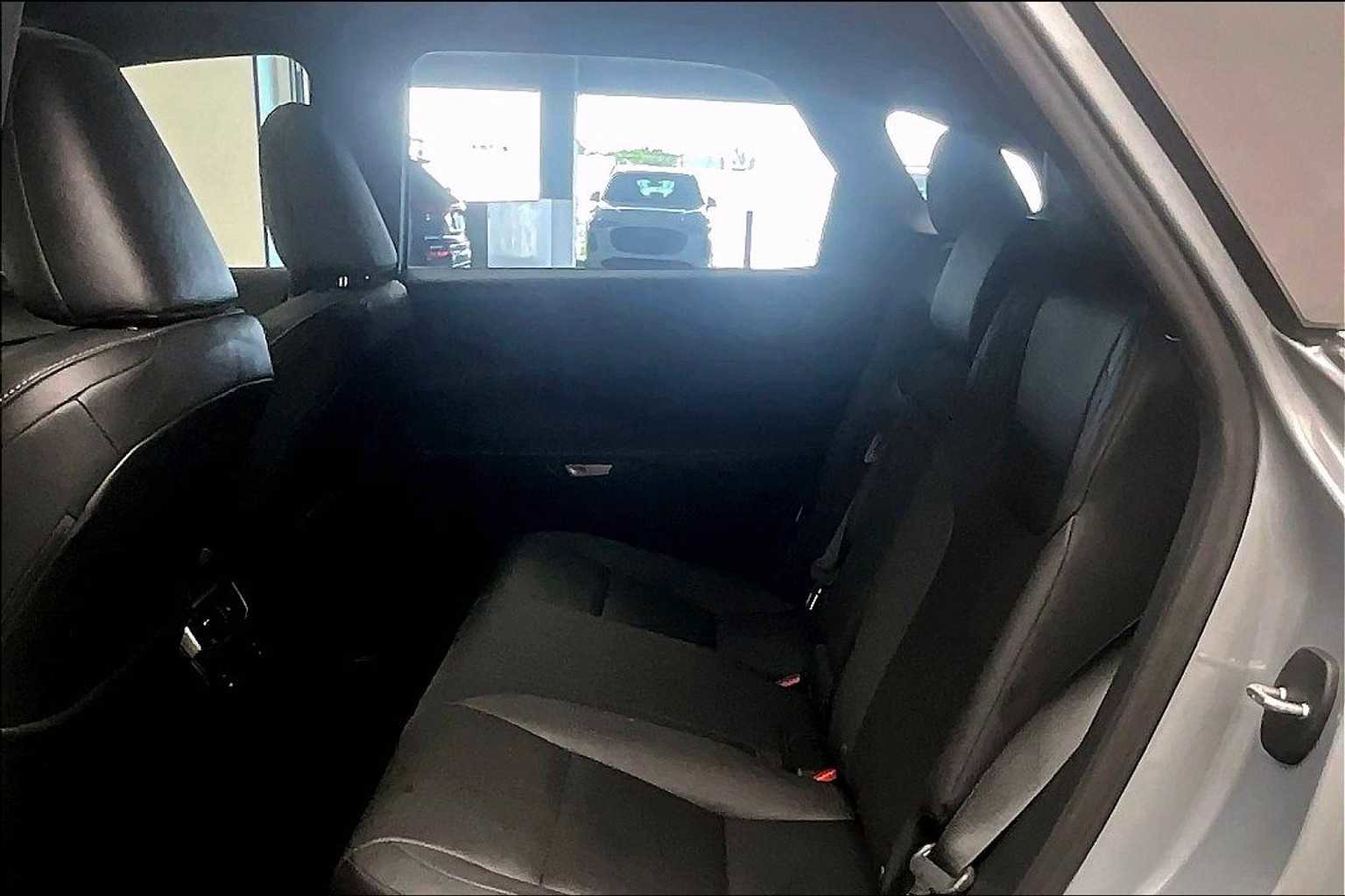 Used 2023 Lexus RX 350 Premium w/ Accessory Package (Z1) image 39