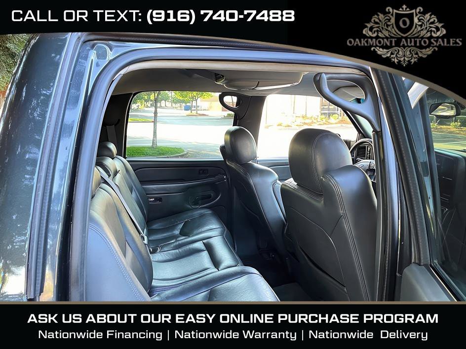Used 2004 Chevrolet Silverado 2500 LT w/ Skid Plate Package AWD/4WD image 36