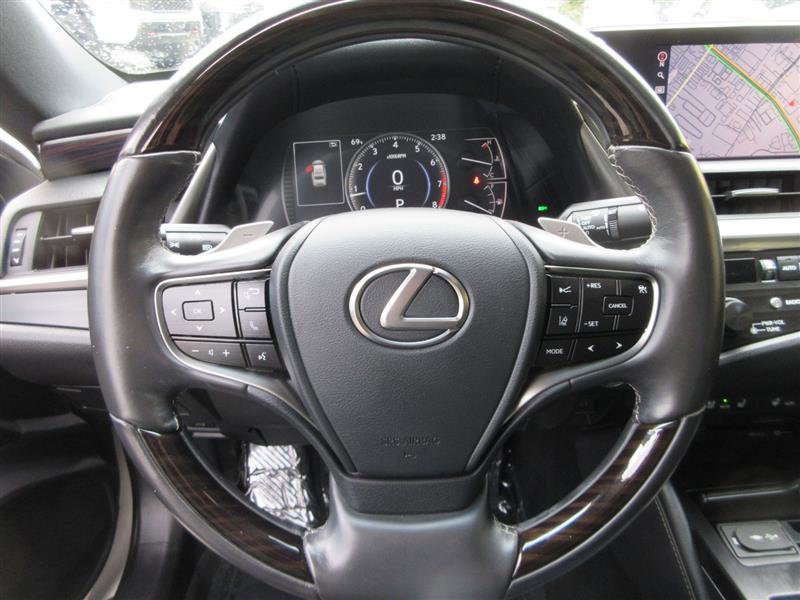 Used 2020 Lexus ES 350 w/ Premium Package image 13