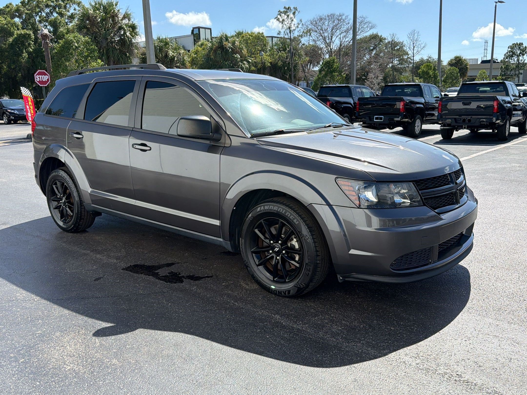 Used 2020 Dodge Journey SE w/ SE Popular Equipment Group FWD image 6