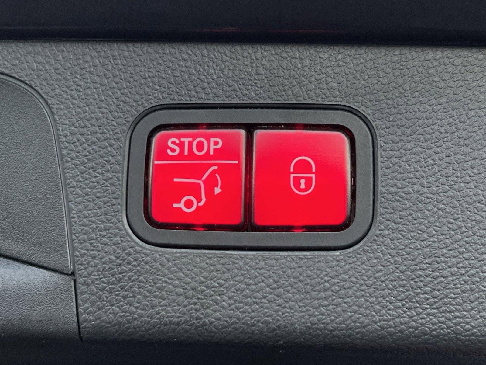 Certified 2022 Mercedes-Benz GLC 300 4MATIC image 25