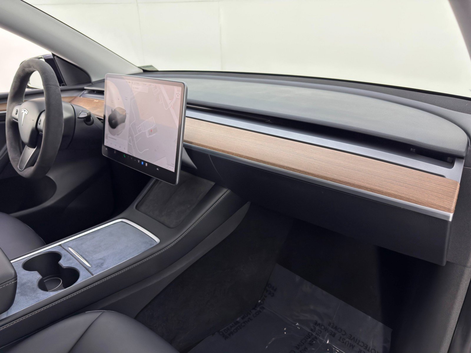 Used 2023 Tesla Model Y Performance image 15