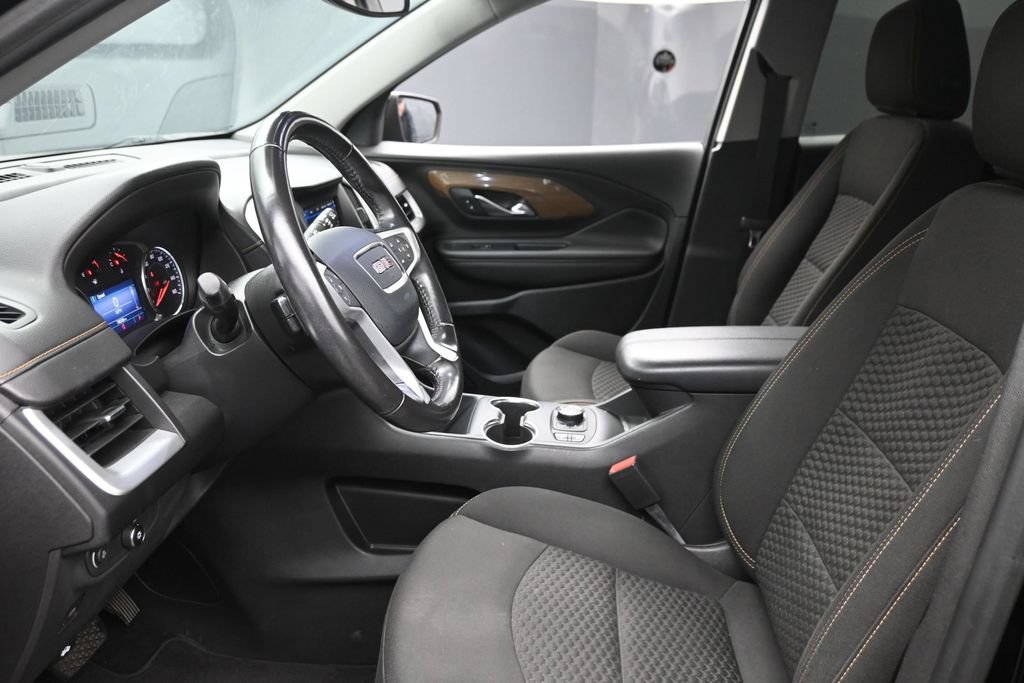 Used 2020 GMC Terrain SLE w/ Driver Convenience Package AWD/4WD image 16